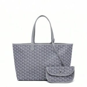 Grey tote bag